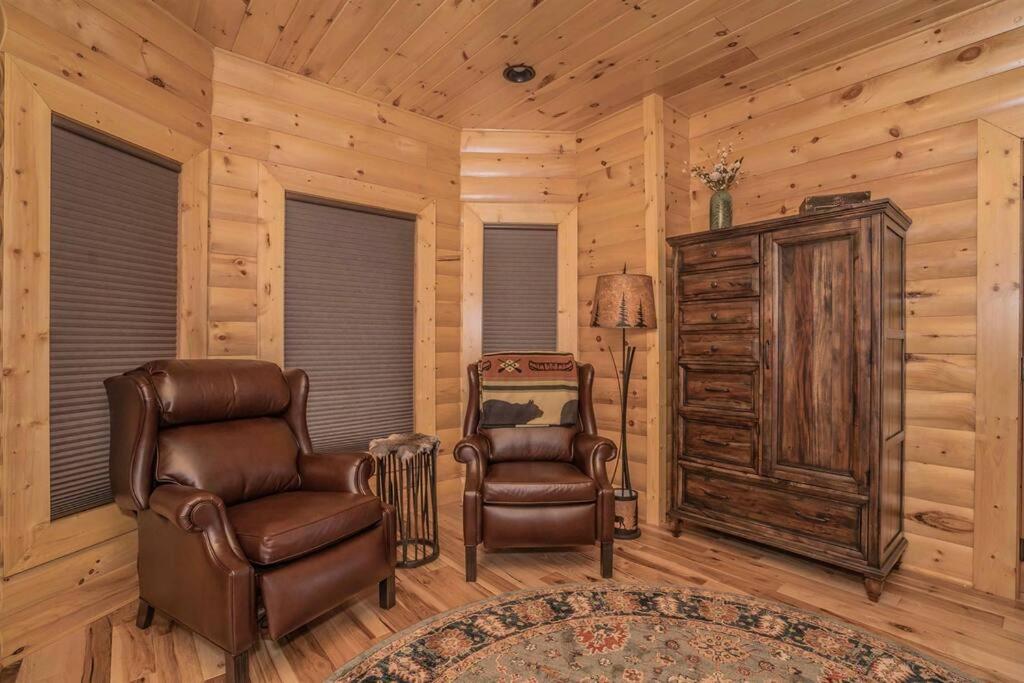 Roaring Fork Lodge Gatlinburg Exterior photo